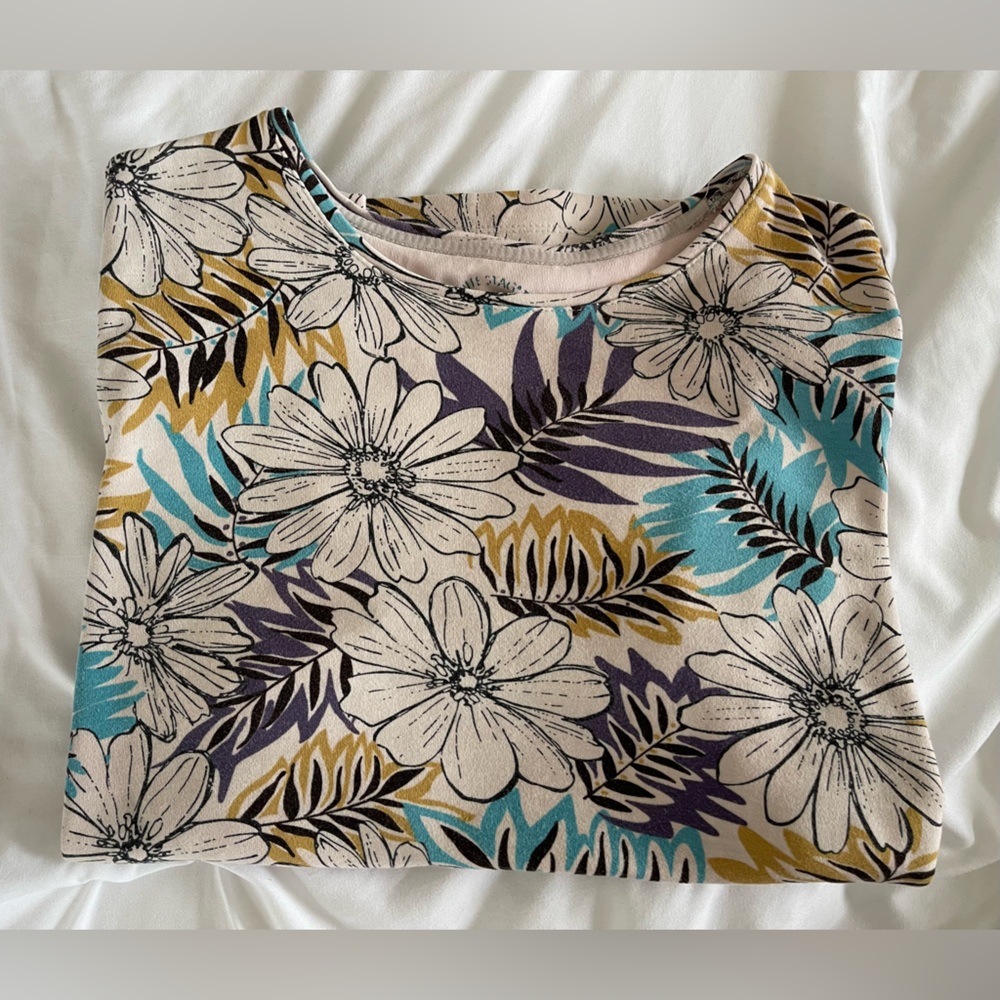 Vintage White Stag Floral Patterned Top